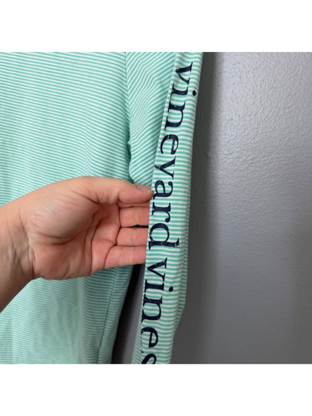 VINEYARD VINES edgartown long sleeve shirt in green stripe youth M 12/14 - Picture 3 of 6